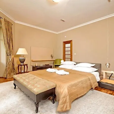 Fancy Modern With Deluxe Interior Villa Split