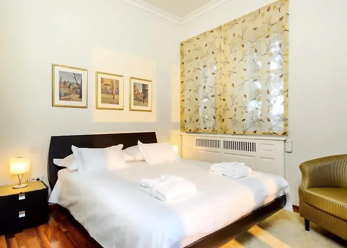 Fancy Modern With Deluxe Interior * Split